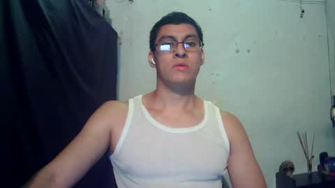 oomaurooo online show from June 18, 4:34 am