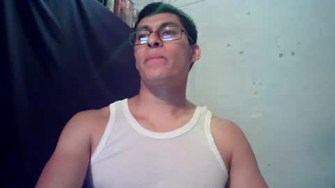 oomaurooo online show from June 27, 7:33 am