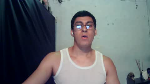 oomaurooo online show from July 6, 7:44 am