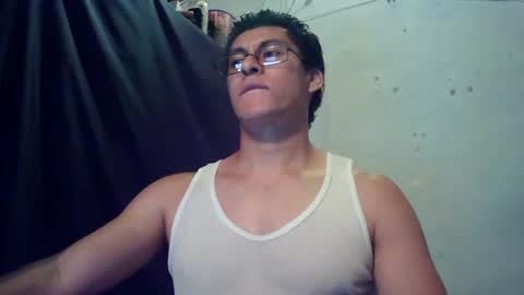 oomaurooo online show from August 8, 12:33 am
