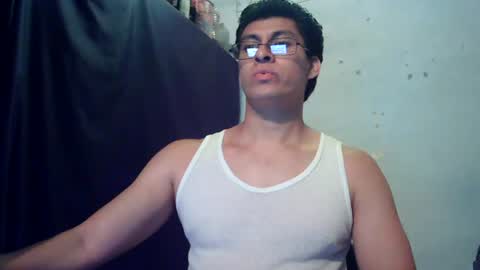 oomaurooo online show from August 12, 6:16 am