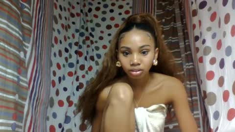 oooosoavizara online show from August 1, 7:09 pm