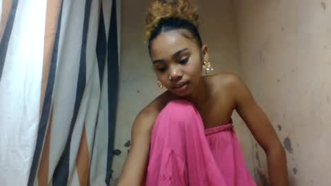 oooosoavizara online show from August 12, 9:22 am