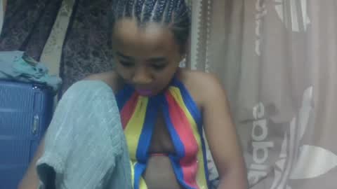 oooozafiette online show from July 29, 9:55 pm