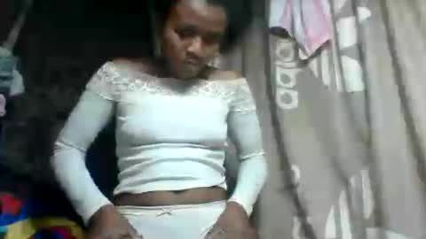 oooozafiette online show from August 10, 11:44 am