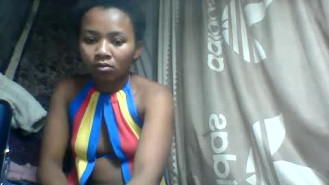 oooozafiette online show from August 11, 9:33 am
