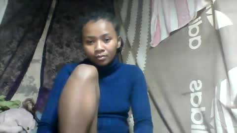 oooozafiette online show from August 13, 2:53 pm