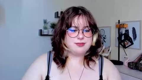 OpheliaLush online show from August 3, 5:47 am