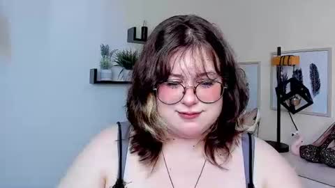 OpheliaLush online show from August 3, 6:53 am