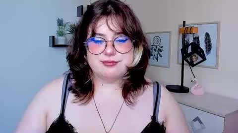 OpheliaLush online show from August 3, 9:16 am