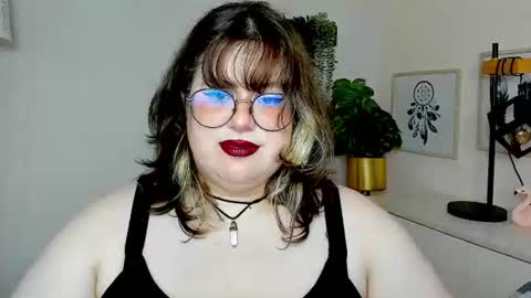 OpheliaLush online show from August 4, 7:49 am