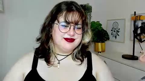 OpheliaLush online show from August 4, 10:12 am