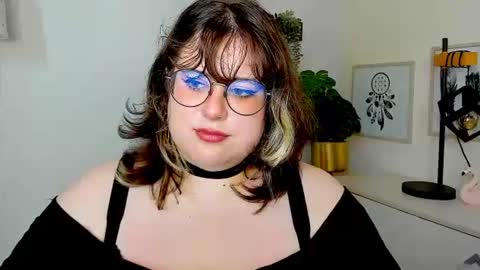 OpheliaLush online show from August 5, 7:39 am