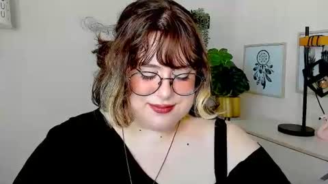 OpheliaLush online show from August 11, 5:42 am