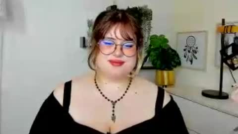 OpheliaLush online show from August 13, 7:44 am