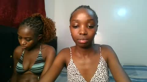 ophellia1 online show from August 11, 9:33 am
