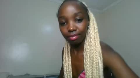 ophellia1 online show from August 12, 7:38 pm