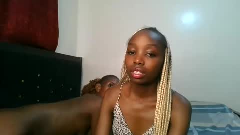 ophellia1 online show from August 13, 1:03 pm