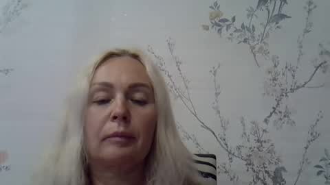 orange_luv online show from August 8, 3:12 pm