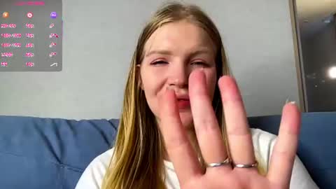 Elis online show from August 15, 2:59 am