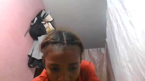 orianie064 online show from August 3, 6:04 pm