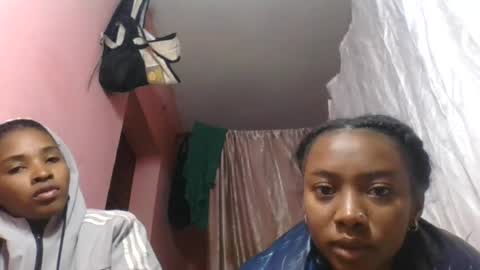 orianie064 online show from August 4, 5:48 am