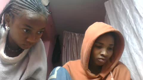 orianie064 online show from August 6, 3:38 am