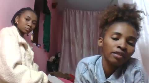 orianie064 online show from August 9, 9:16 pm