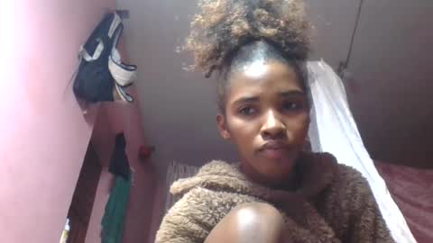 orianie064 online show from August 10, 5:20 am