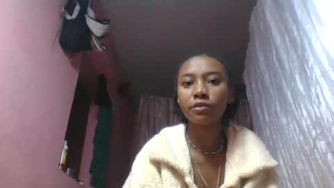 orianie064 online show from August 10, 6:26 am