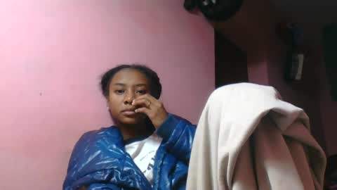orianie064 online show from August 13, 5:10 am