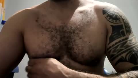 oscar509961 online show from August 15, 1:31 am