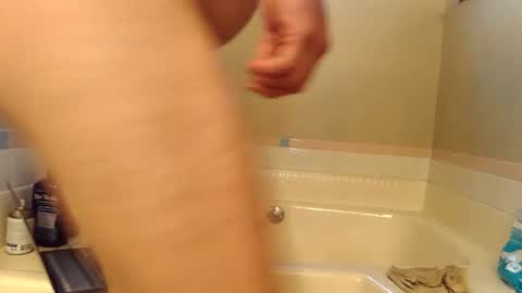 oscar_valentine online show from May 28, 8:12 pm
