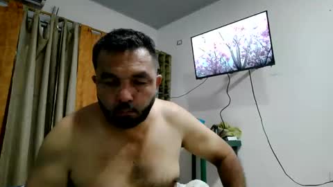 oscarjhe3512 online show from August 30, 1:49 am