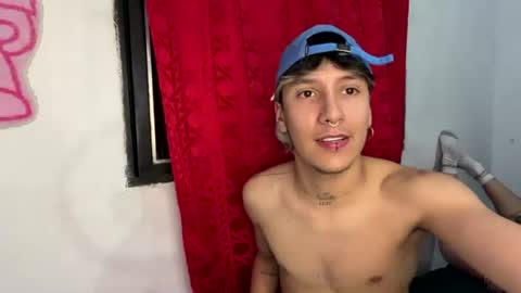 oso_go online show from July 29, 3:24 am