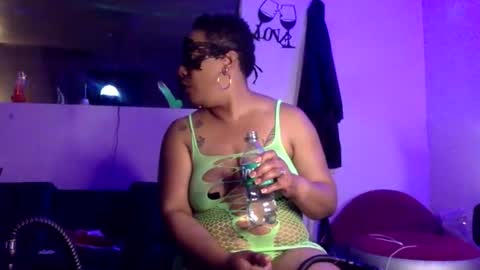 ososweet112 online show from March 15, 3:33 am