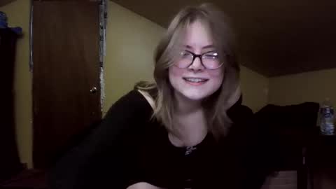 osphilieous online show from June 7, 2:27 am