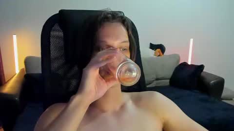 ostin_meoww online show from July 27, 4:01 pm