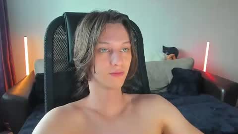 ostin_meoww online show from July 31, 11:38 am