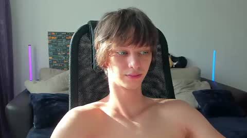 ostin_meoww online show from August 12, 11:01 am