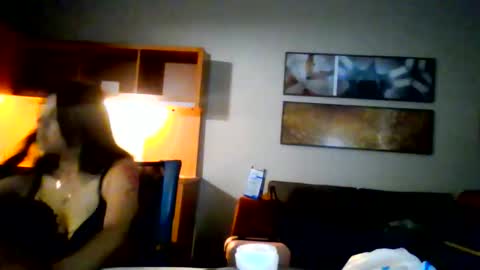 Chulo CLos online show from May 25, 6:59 am