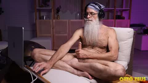Otto Zeus or JacquesValue online show from April 22, 5:54 am