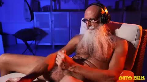 Otto Zeus or JacquesValue online show from July 19, 6:15 am