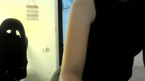 oumaimasoufaine66 online show from September 2, 10:56 pm