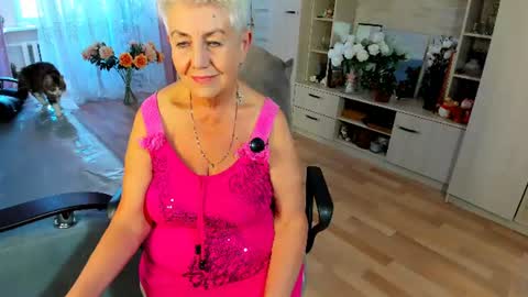 Alla online show from July 29, 1:29 pm