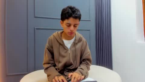 Owen Johnson online show from August 2, 12:01 pm