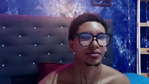 owen blaze online show from August 14, 3:32 am