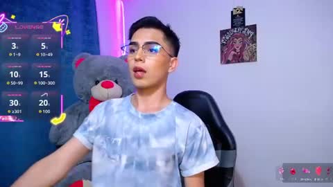 Owen Blue online show from August 5, 10:13 am