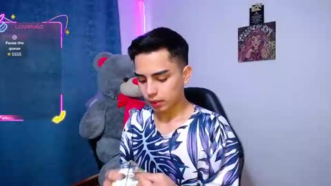 Owen Blue online show from August 8, 1:22 pm