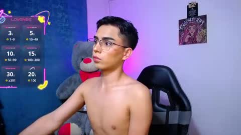 Owen Blue online show from August 13, 2:36 am